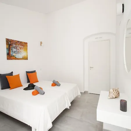 Villa In Albufeira Near Praia Da Oura Beach *